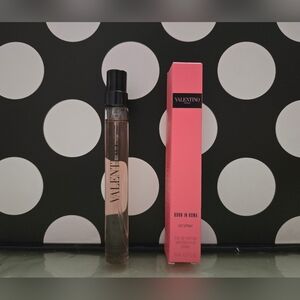 FIRM PRICE✨️Valentino Born in Roma✨️